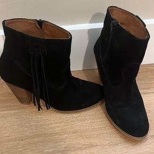 Black suede low cut boots with tassels. Made in Spain. Well made. Worn 3 times
